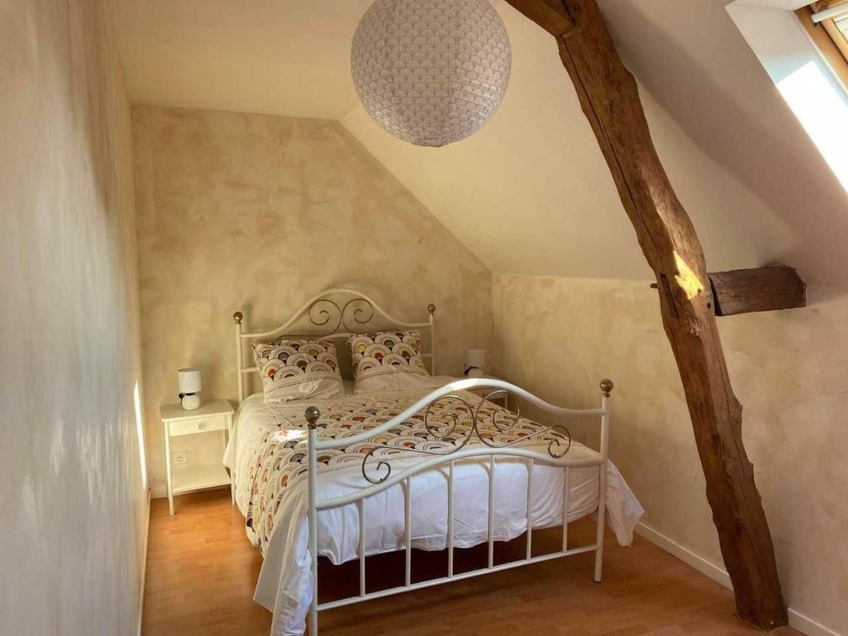 Maison De Village Avec Jardin, Parc Prive Et Box Fibre, Animaux Bienvenus, A 15 Min Du Mans - Fr-1-410-333 Mezieres-sous-Lavardin Exterior photo